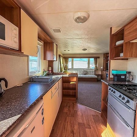 Homely Caravan At Manor Park, Nearby Hunstanton Beach In Norfolk Ref 23039T Eksteriør bilde